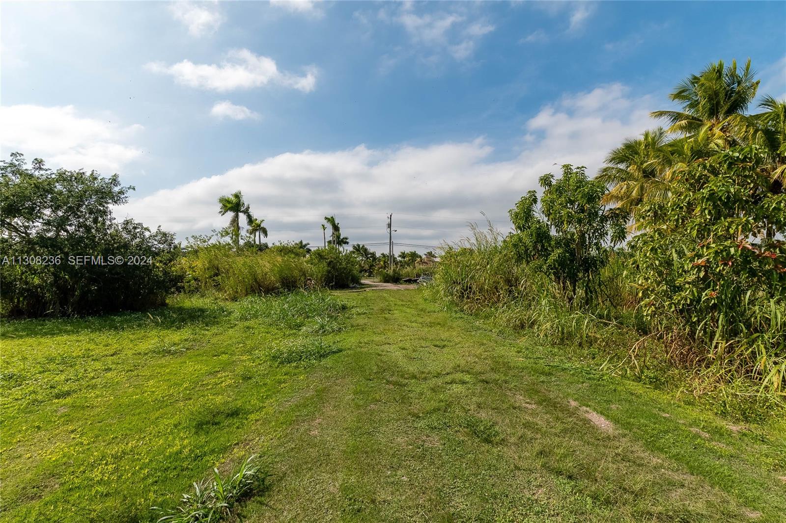 23801 Sw 120 Avenue Property Photo 3