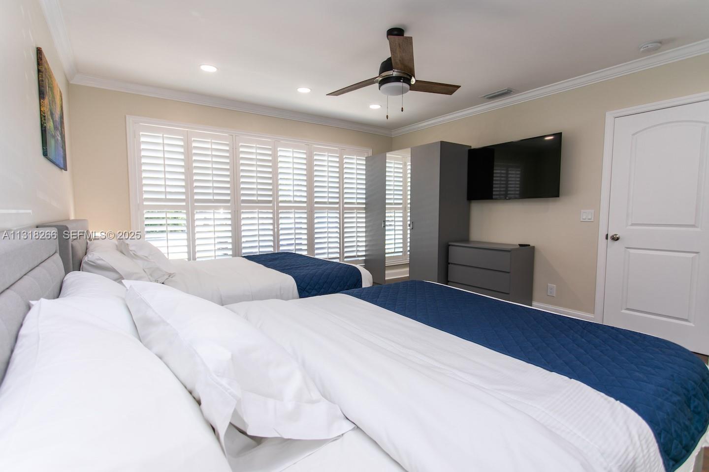 1311 Rodman Street Property Photo 16
