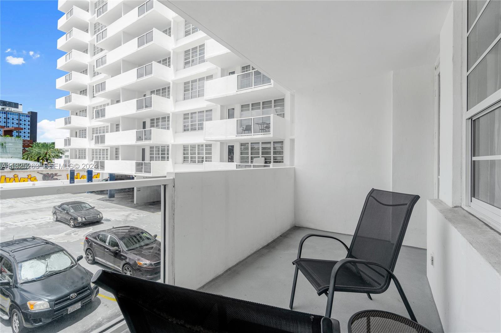 100 Lincoln Road 320 Property Photo 15