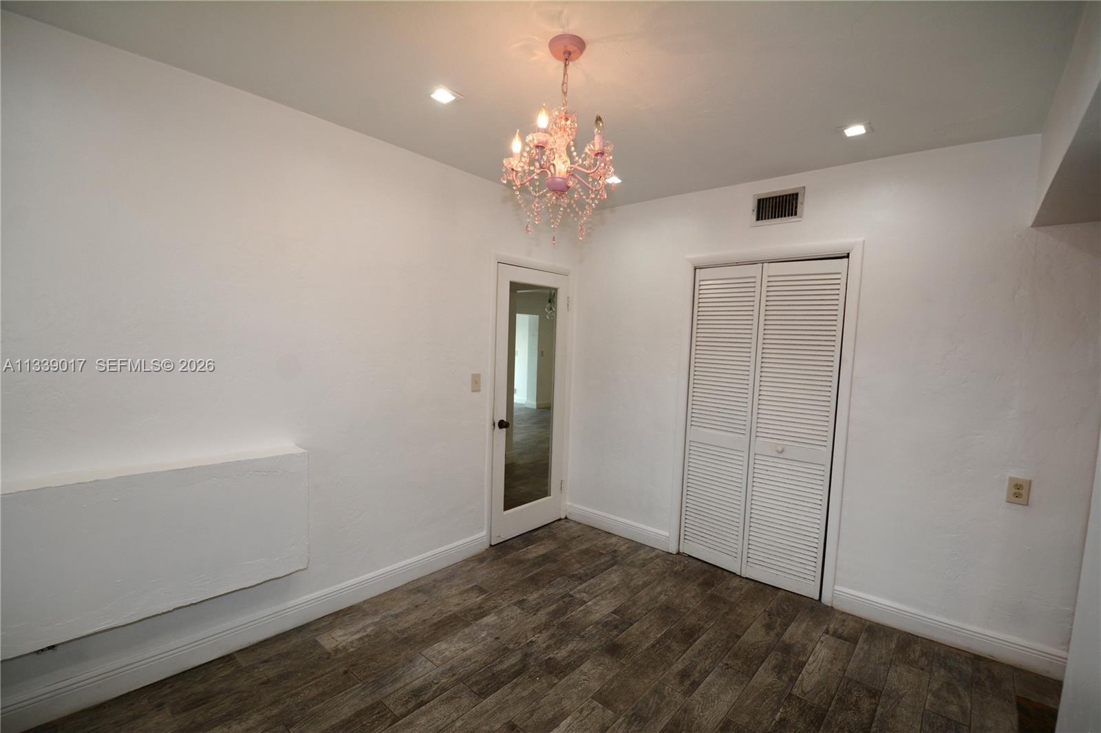 16921 Ne 6th Avenue Property Photo 10