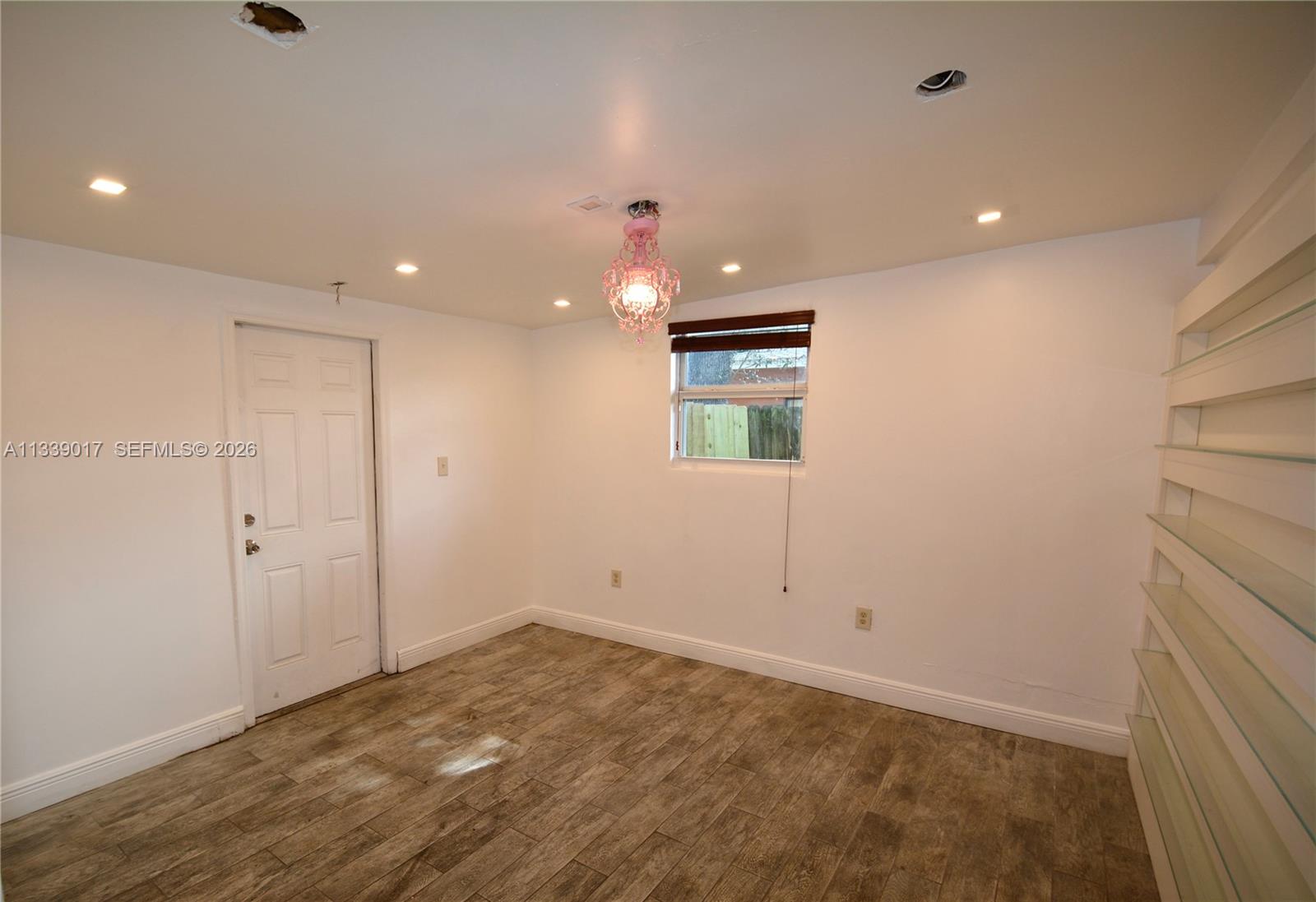 16921 Ne 6th Avenue Property Photo 14