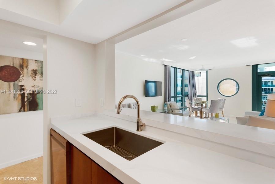 A11341633 Property Photo 11