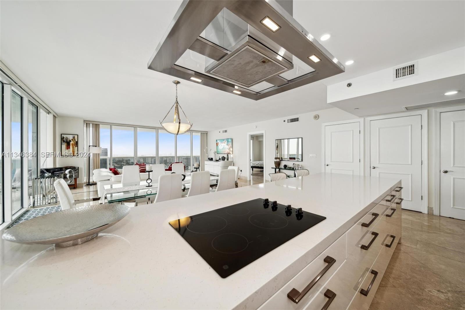 1830 S Ocean Drive 4602 Property Photo 8