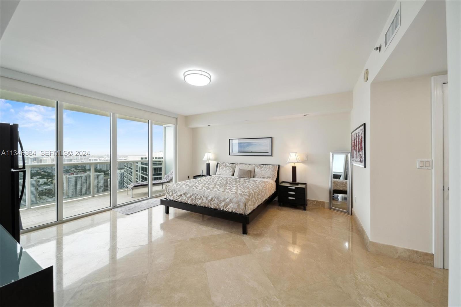 1830 S Ocean Drive 4602 Property Photo 12