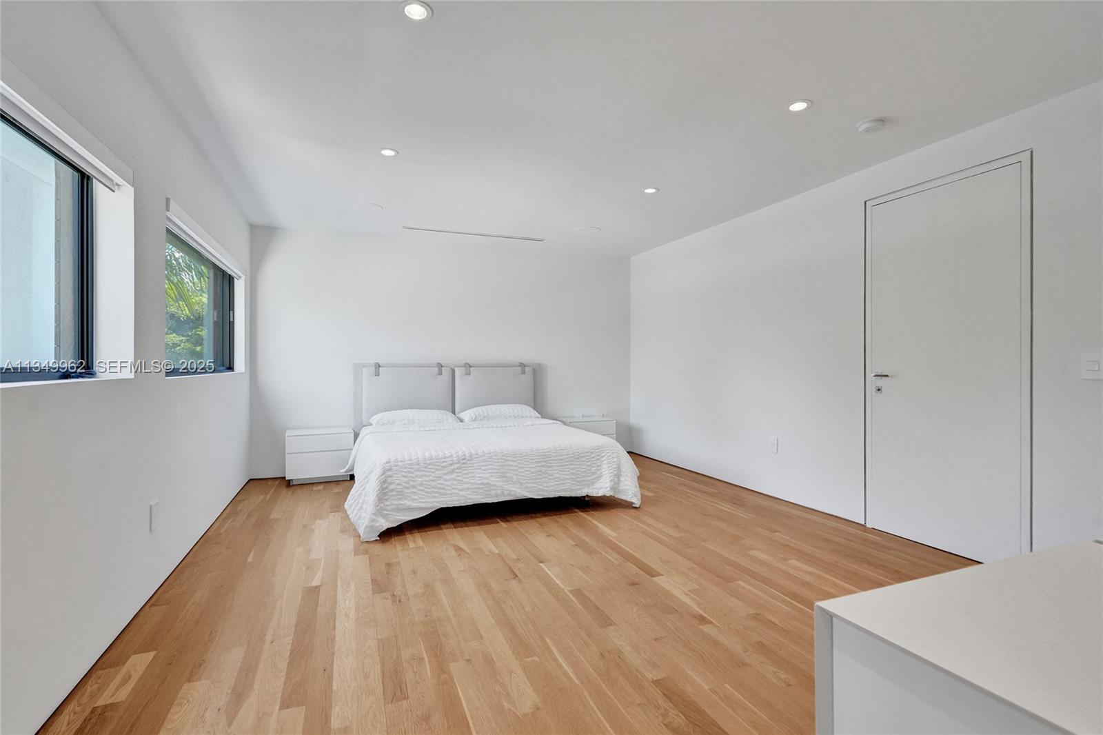 A11349962 Property Photo 71