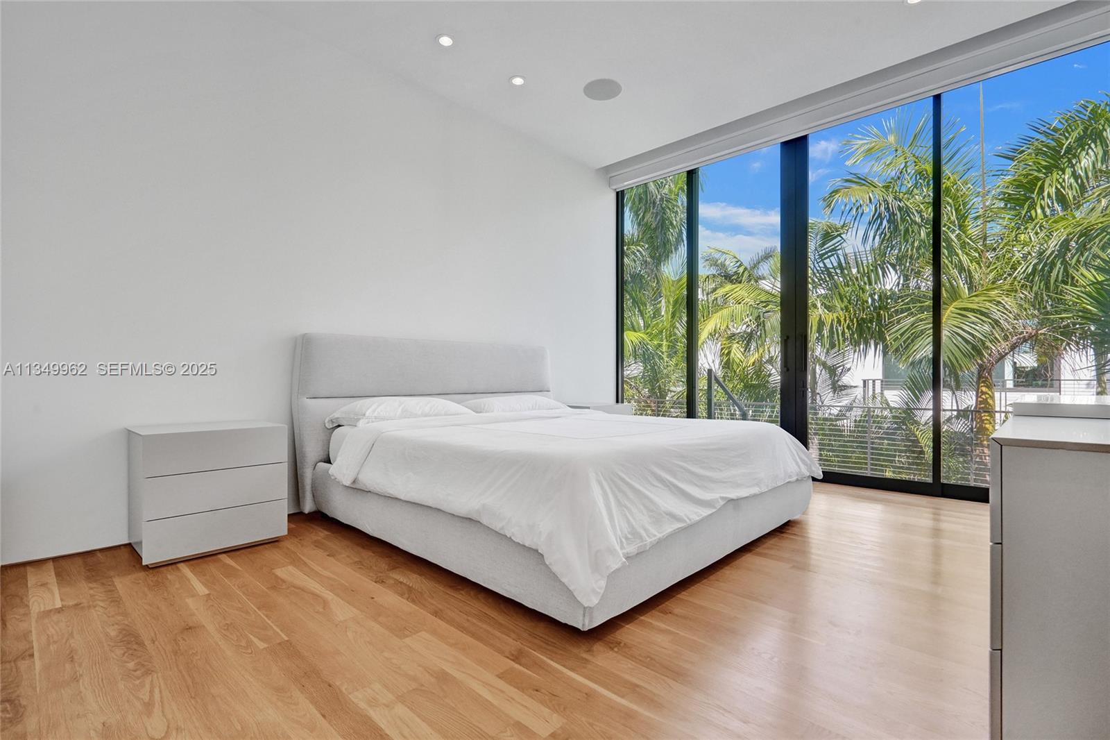 A11349962 Property Photo 76