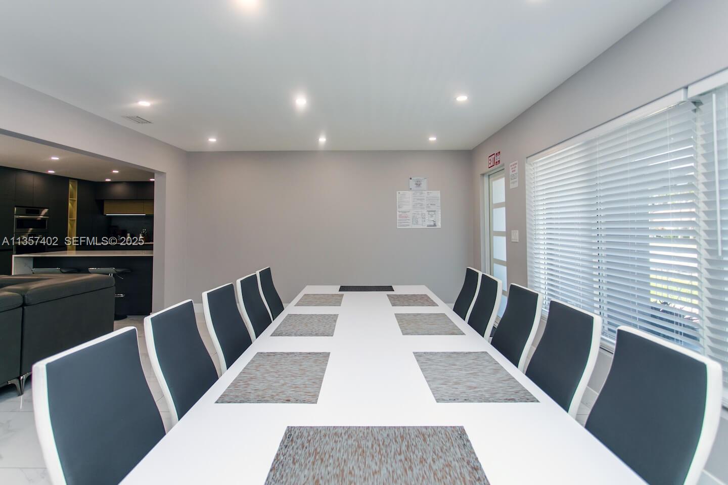 1218 Hollywood Boulevard Property Photo 18