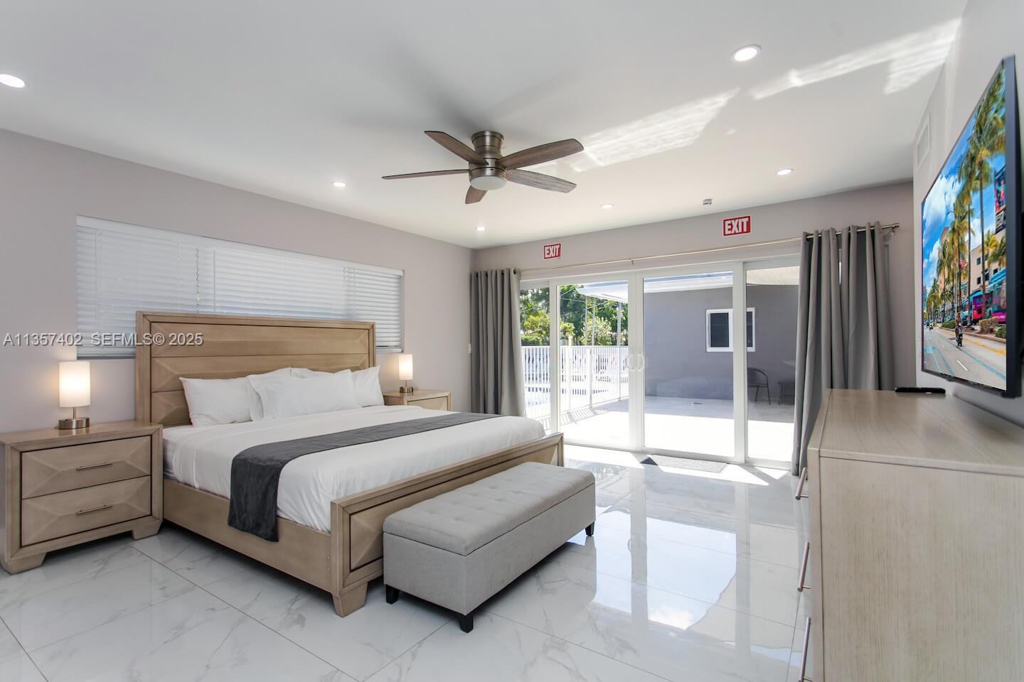1218 Hollywood Boulevard Property Photo 32