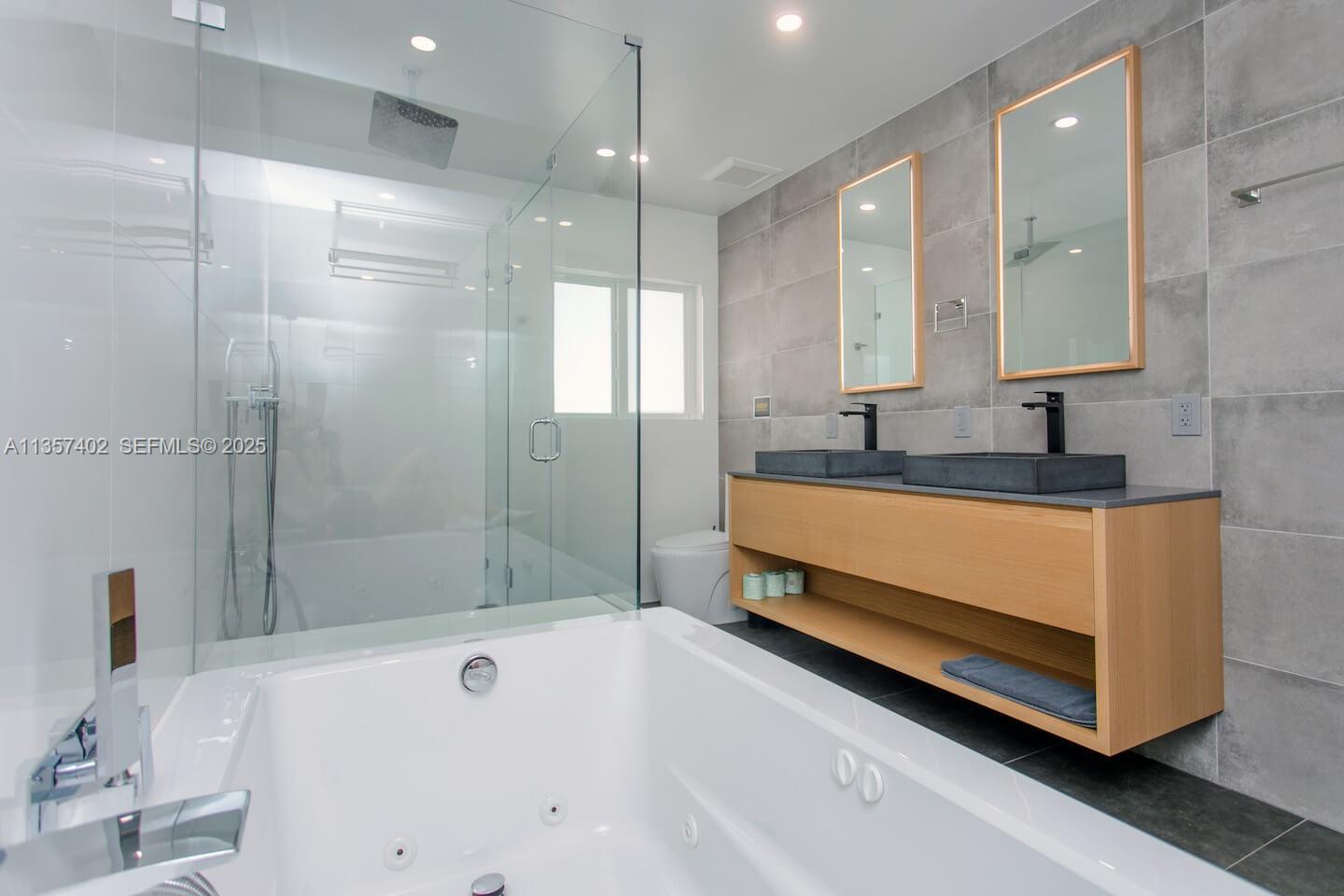 1218 Hollywood Boulevard Property Photo 35