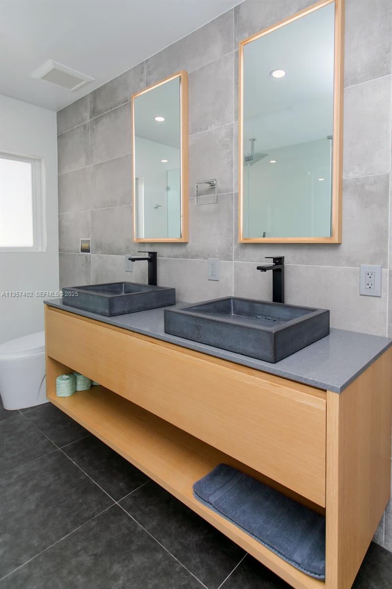 1218 Hollywood Boulevard Property Photo 36