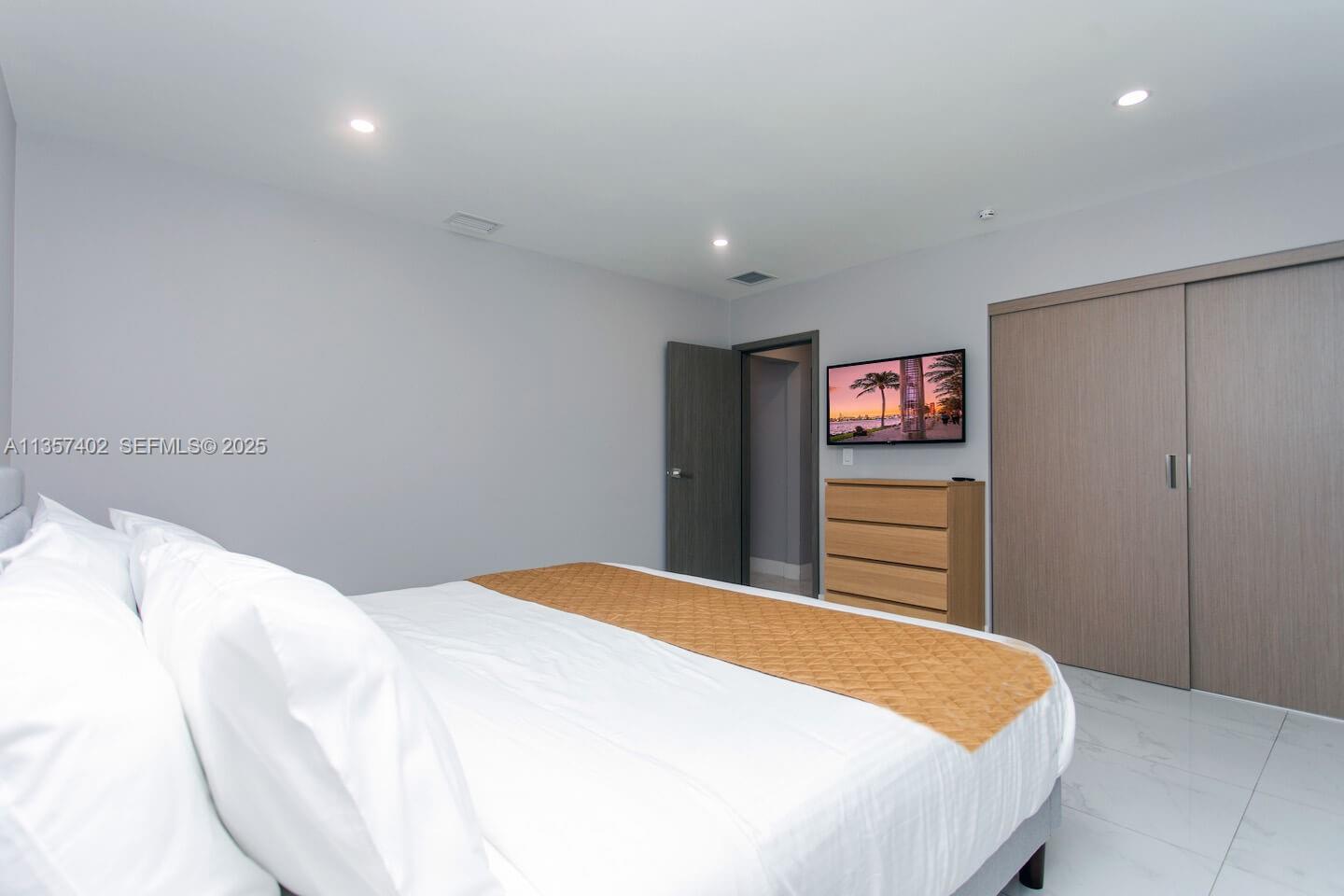 1218 Hollywood Boulevard Property Photo 37