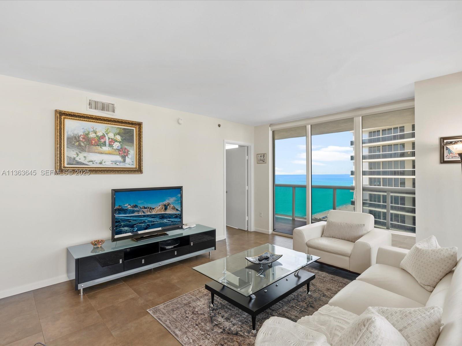 1830 S Ocean Drive 1806 Short Term Property Photo 5