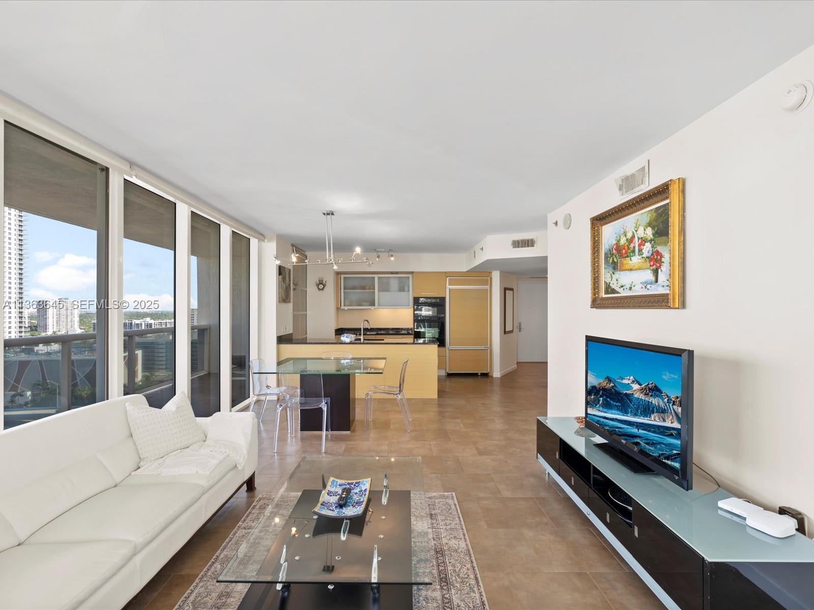 1830 S Ocean Drive 1806 Short Term Property Photo 7