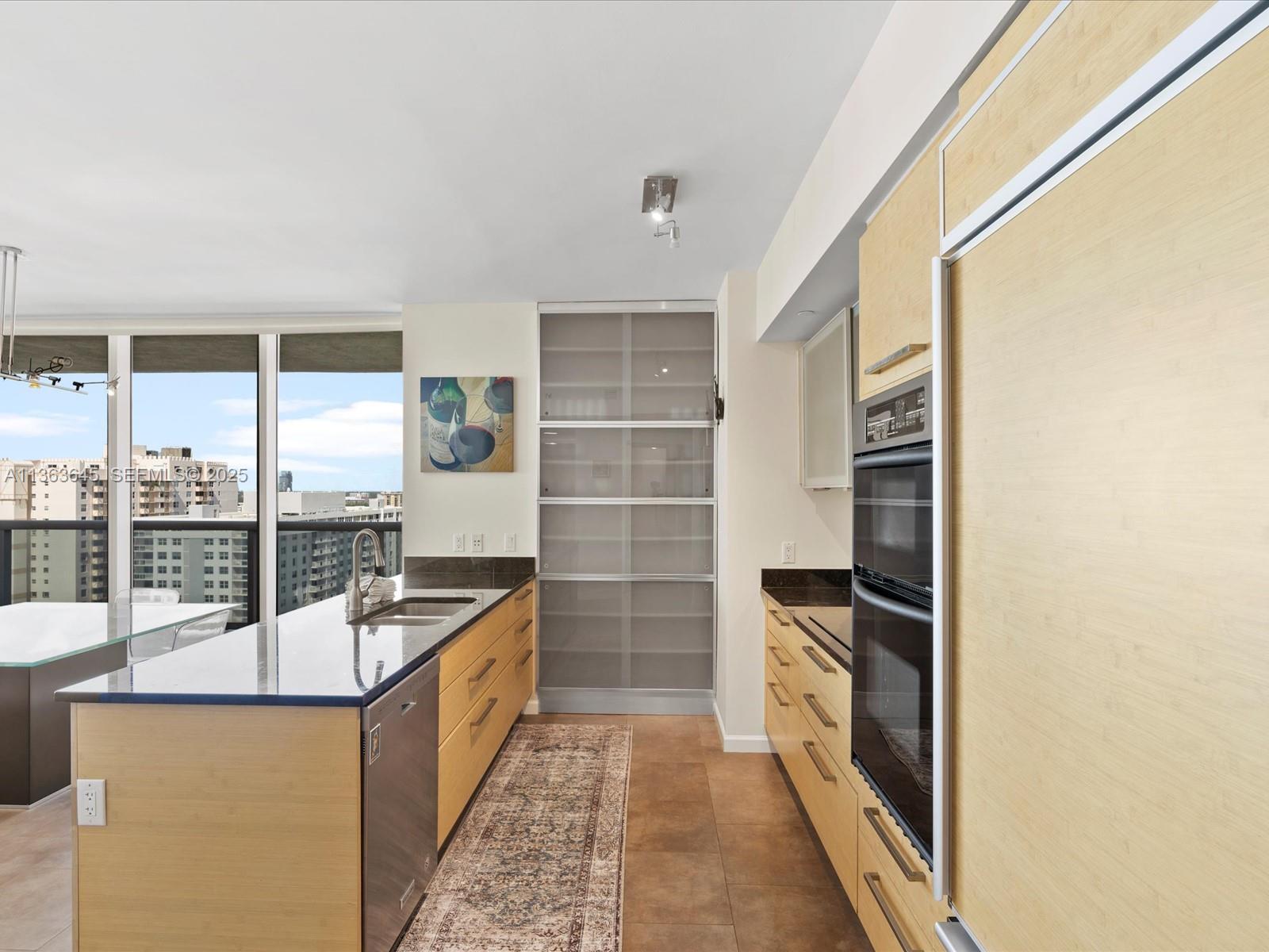 1830 S Ocean Drive 1806 Short Term Property Photo 15
