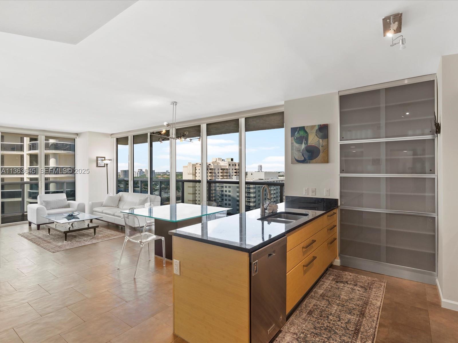 1830 S Ocean Drive 1806 Short Term Property Photo 16