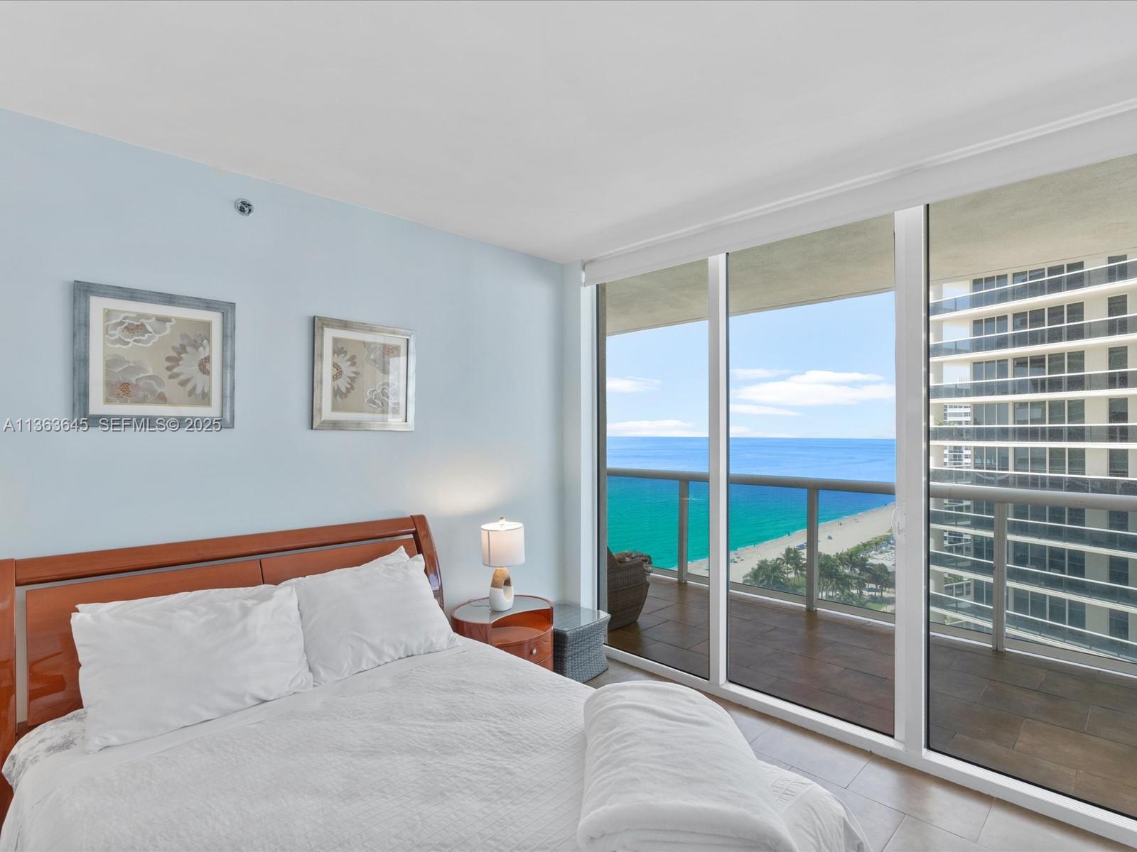 1830 S Ocean Drive 1806 Short Term Property Photo 19