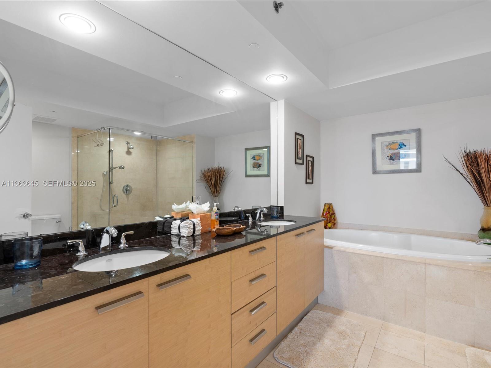 1830 S Ocean Drive 1806 Short Term Property Photo 29