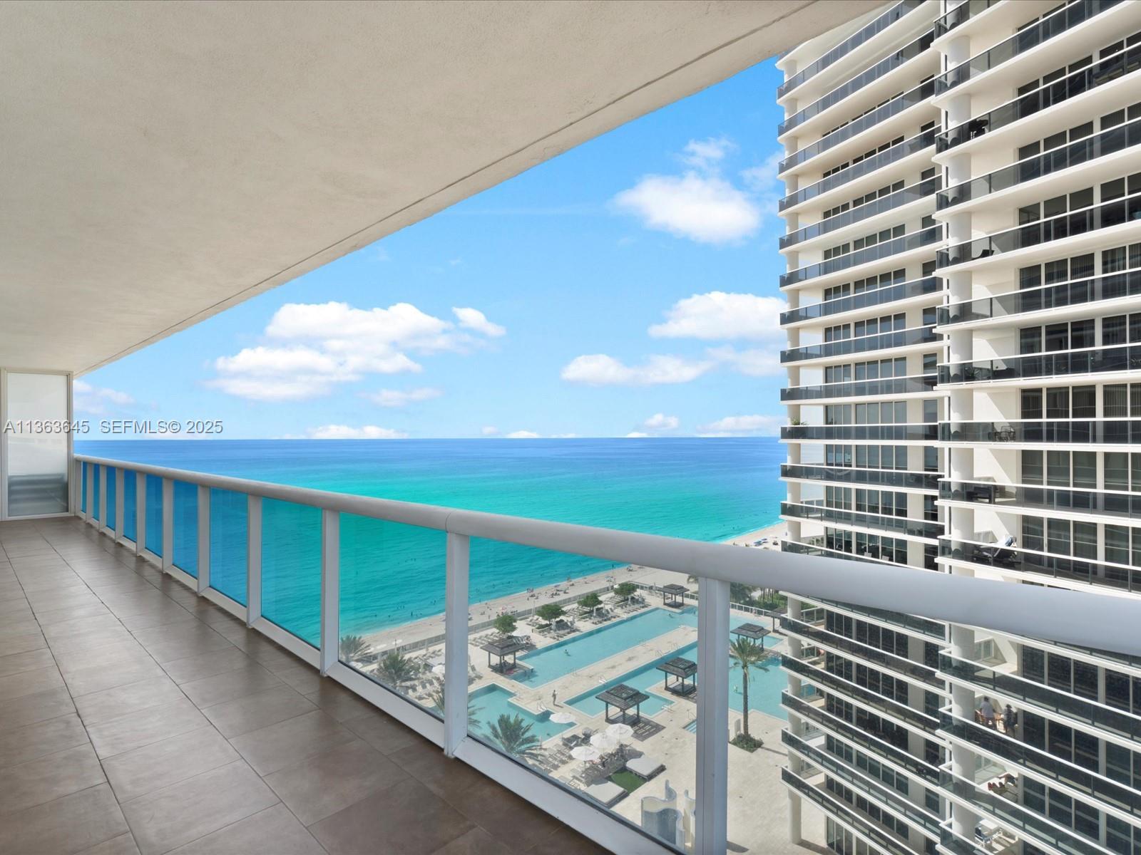 1830 S Ocean Drive 1806 Short Term Property Photo 32
