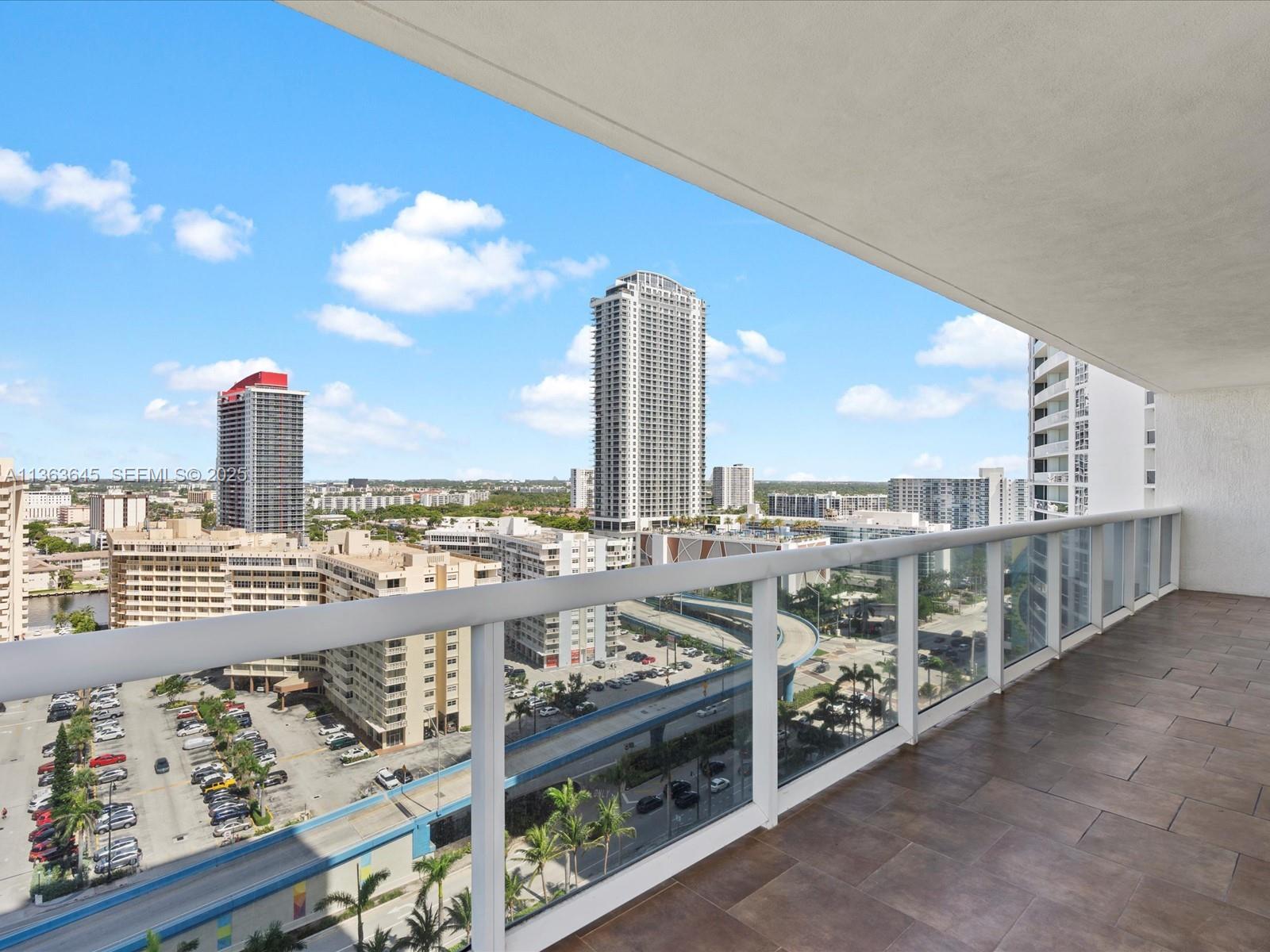 1830 S Ocean Drive 1806 Short Term Property Photo 36