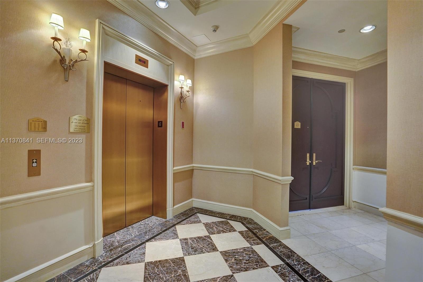 2600 Island Boulevard 101 Property Photo 5