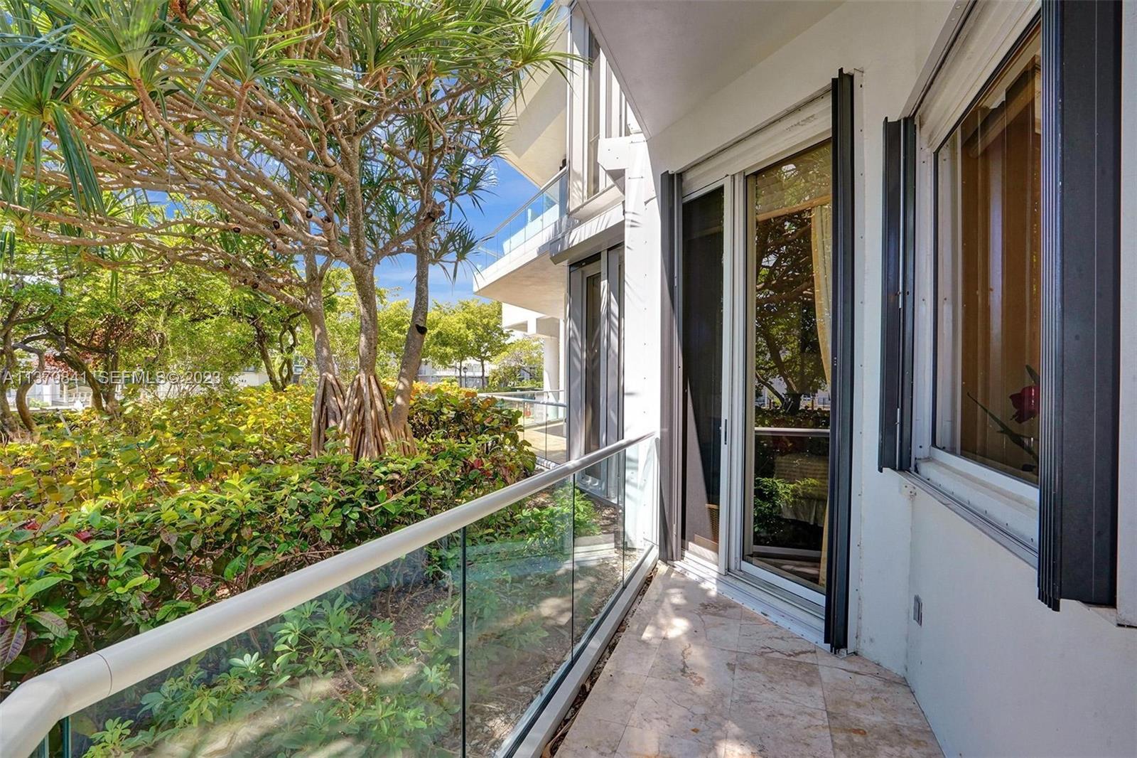 2600 Island Boulevard 101 Property Photo 28