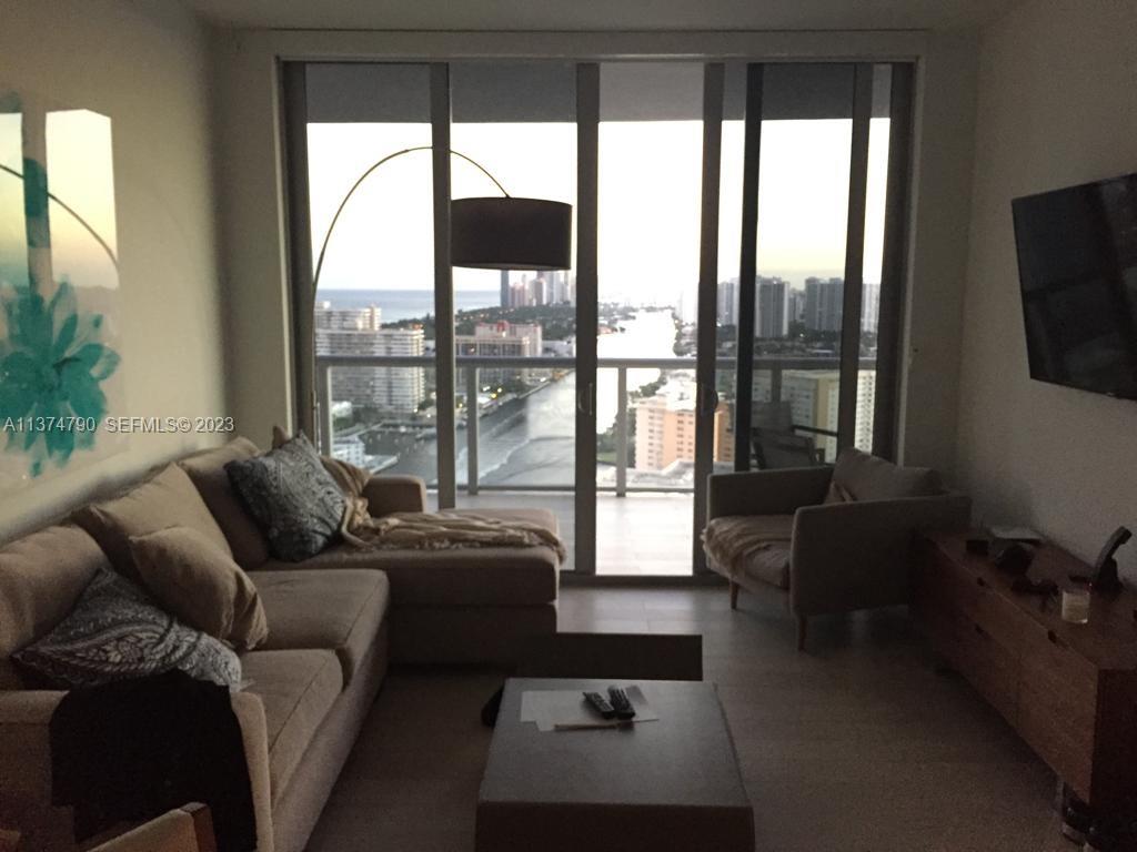 A11374790 Property Photo 6