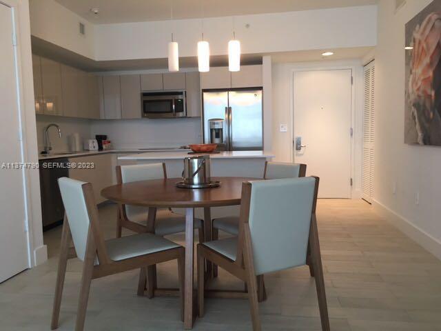 A11374790 Property Photo 8