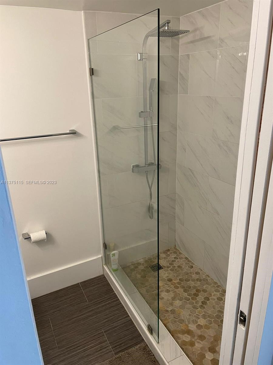 753 Michigan Avenue 2e Property Photo 11