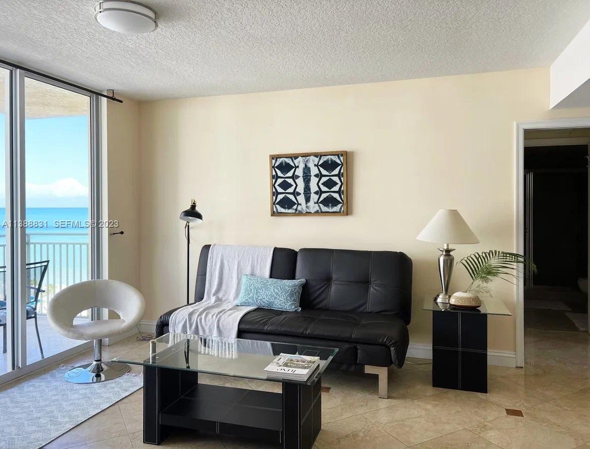 2080 S Ocean Drive 806 Property Photo 2