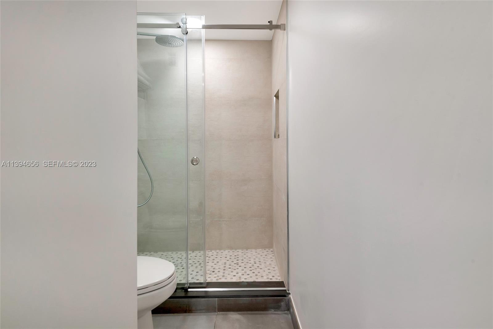 4001 S Ocean Drive 14h Property Photo 33