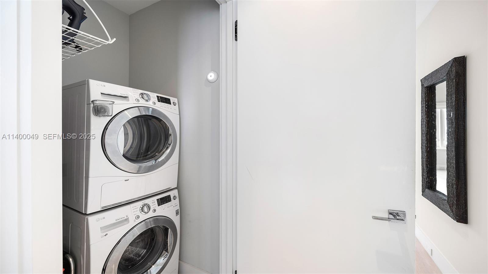 A11400049 Property Photo 44