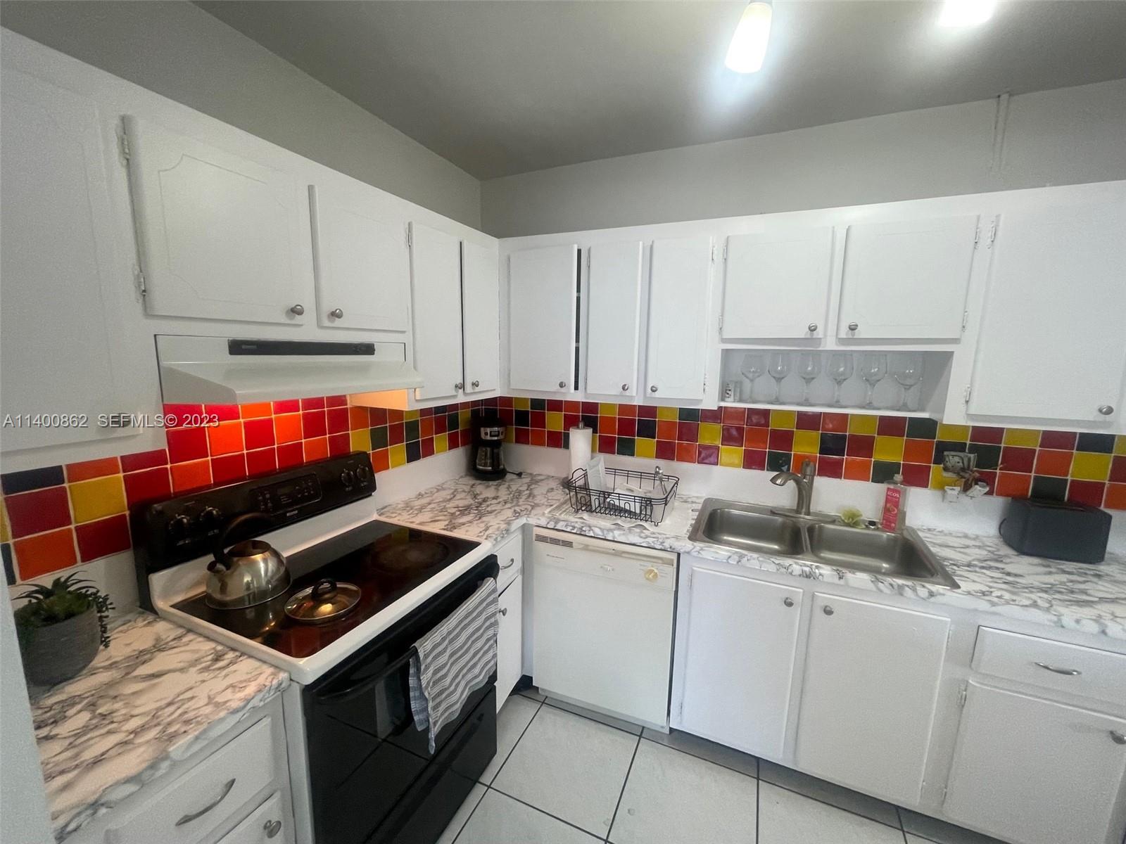 1420 Atlantic Shores Boulevard 326 Property Photo 7