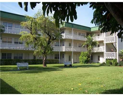 1420 Atlantic Shores Boulevard 326 Property Photo 11