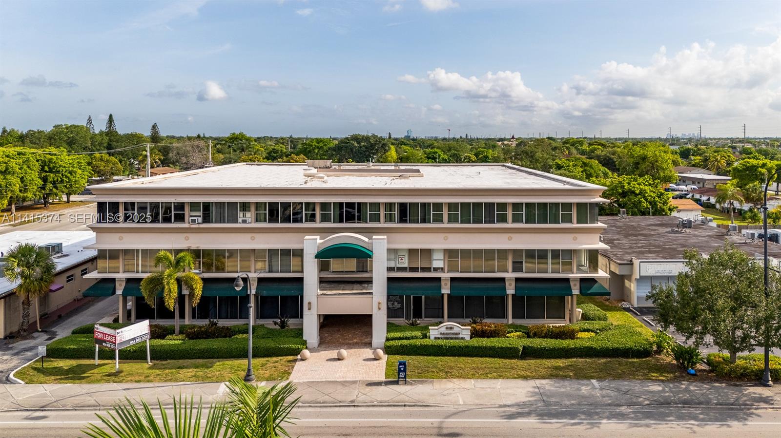A11415374 Property Photo 1