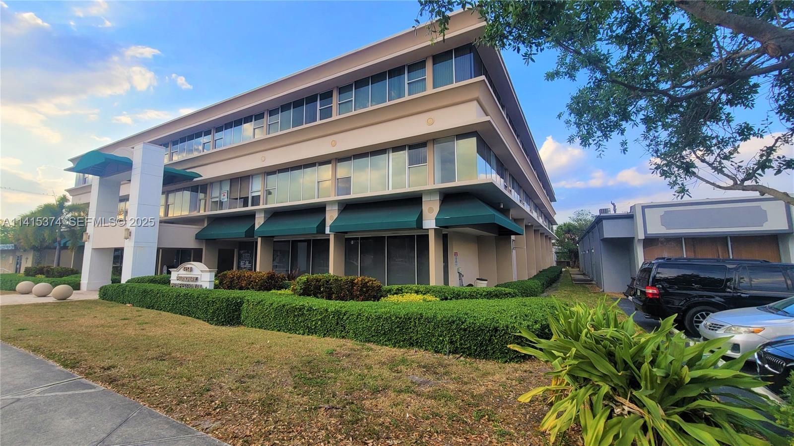 A11415374 Property Photo 2