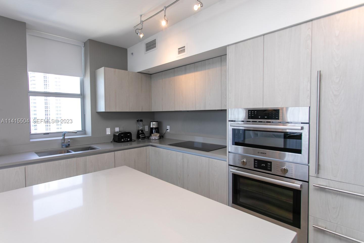 4010 S Ocean Drive 1201 Property Photo 31