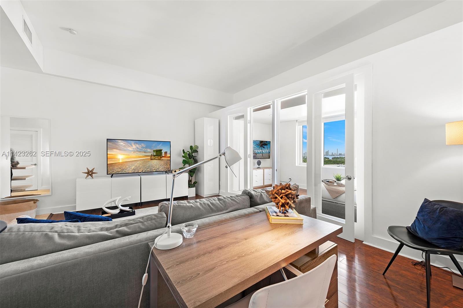 A11423262 Property Photo 15