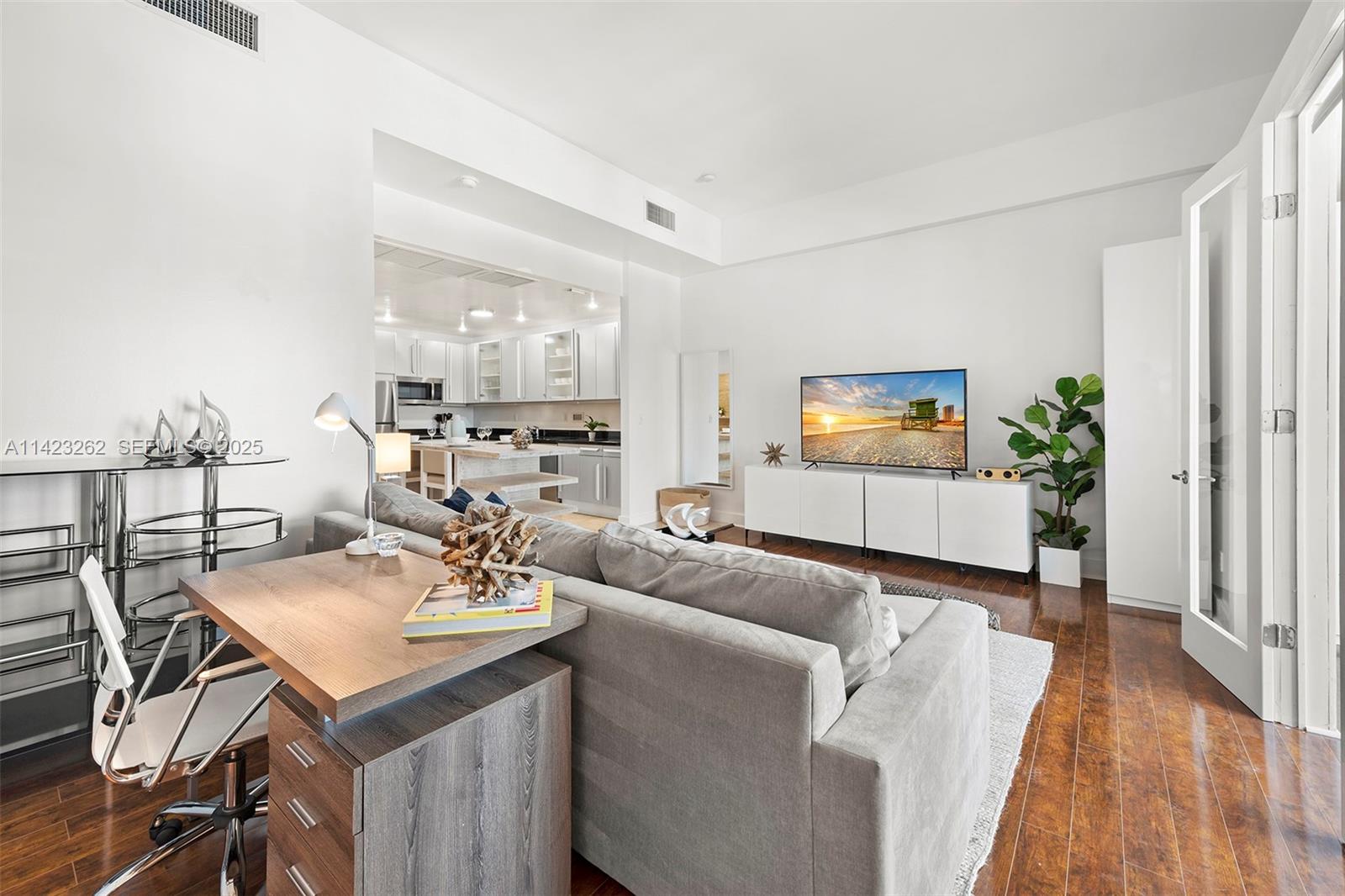 A11423262 Property Photo 16