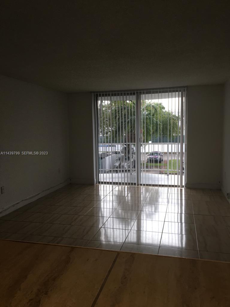 498 Nw 165th St Road D205 Property Photo 1