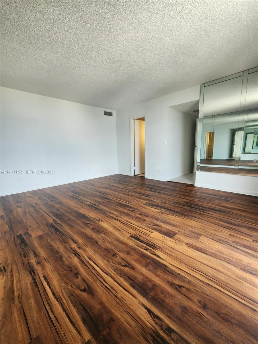 13499 Biscayne Boulevard 1513 Property Photo 10