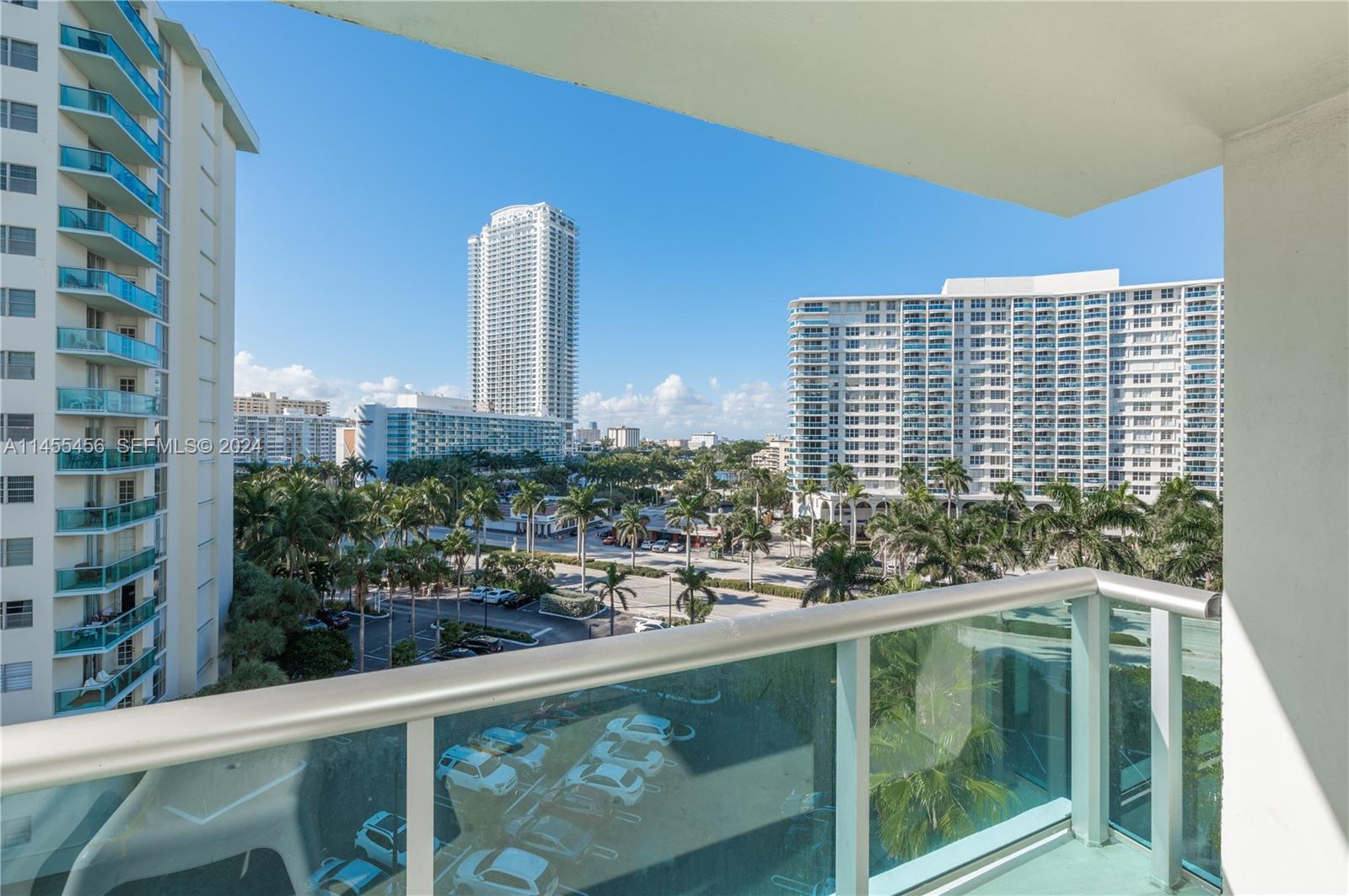 3801 S Ocean Drive 7o Property Photo 5