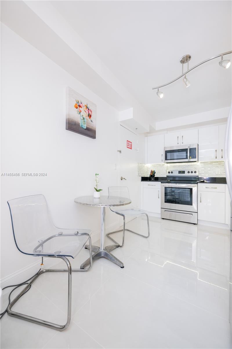 3801 S Ocean Drive 7o Property Photo 19