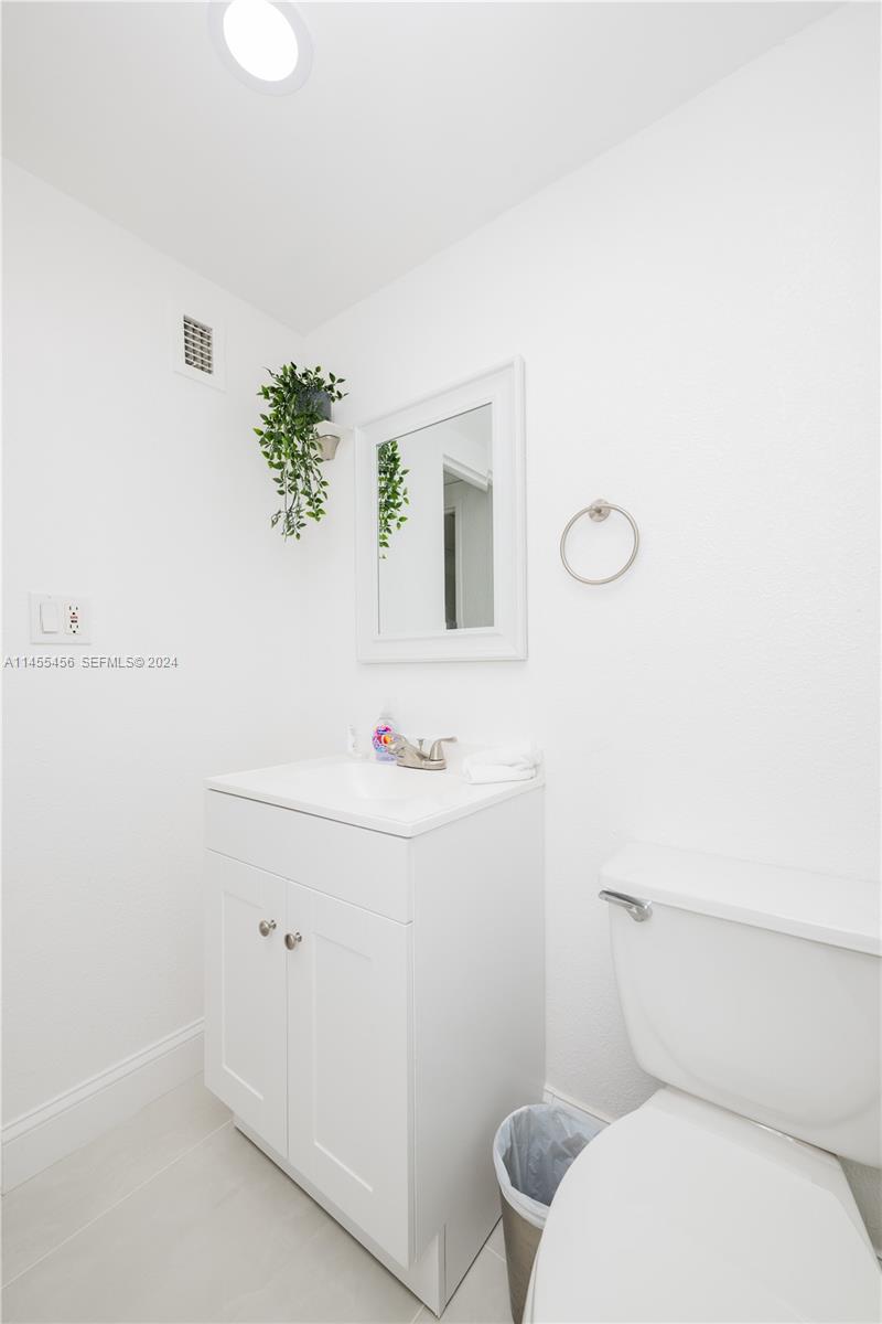 3801 S Ocean Drive 7o Property Photo 45