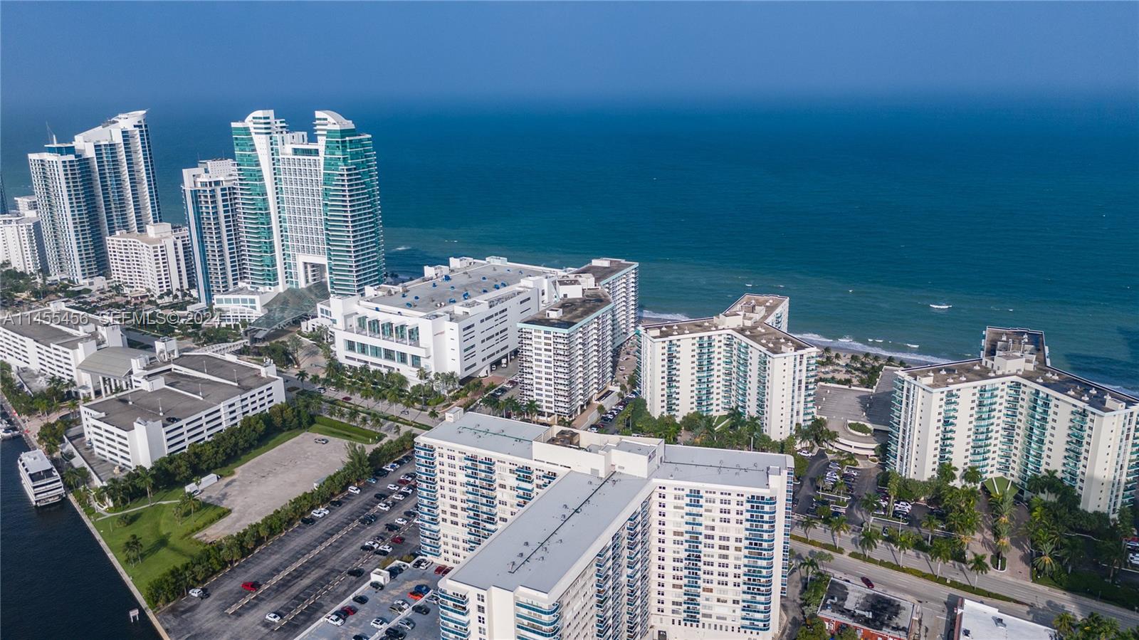 3801 S Ocean Drive 7o Property Photo 51