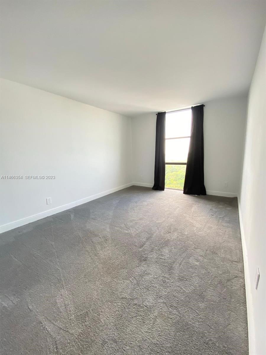 13499 Biscayne Boulevard 1505 Property Photo 12
