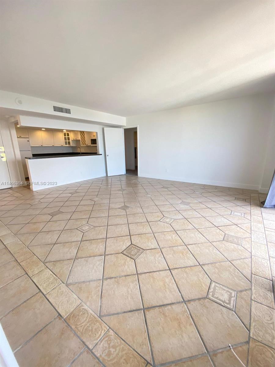 13499 Biscayne Boulevard 1505 Property Photo 19