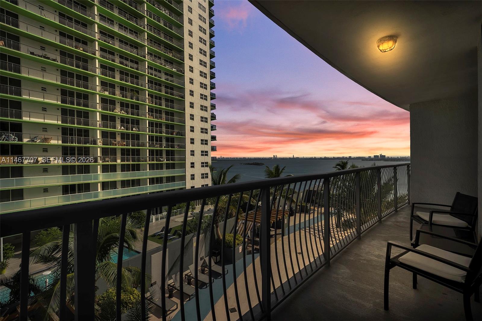 1750 N Bayshore Drive 1405 Property Photo 1