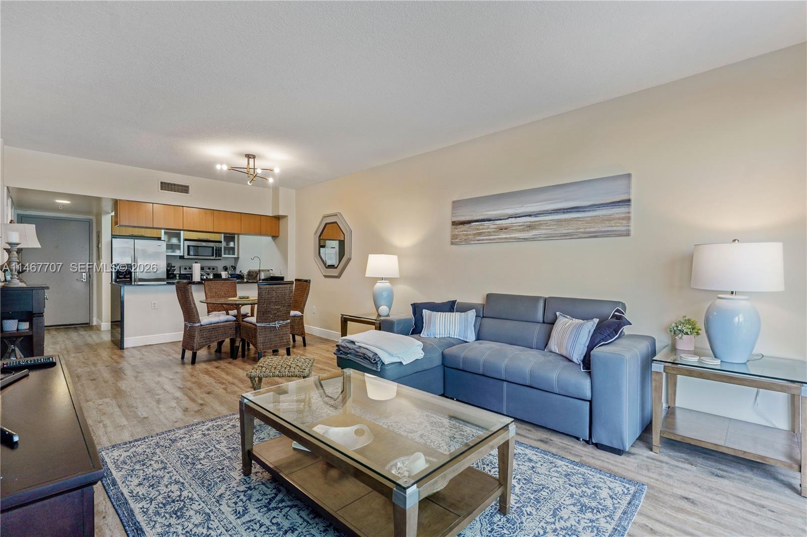 1750 N Bayshore Drive 1405 Property Photo 5