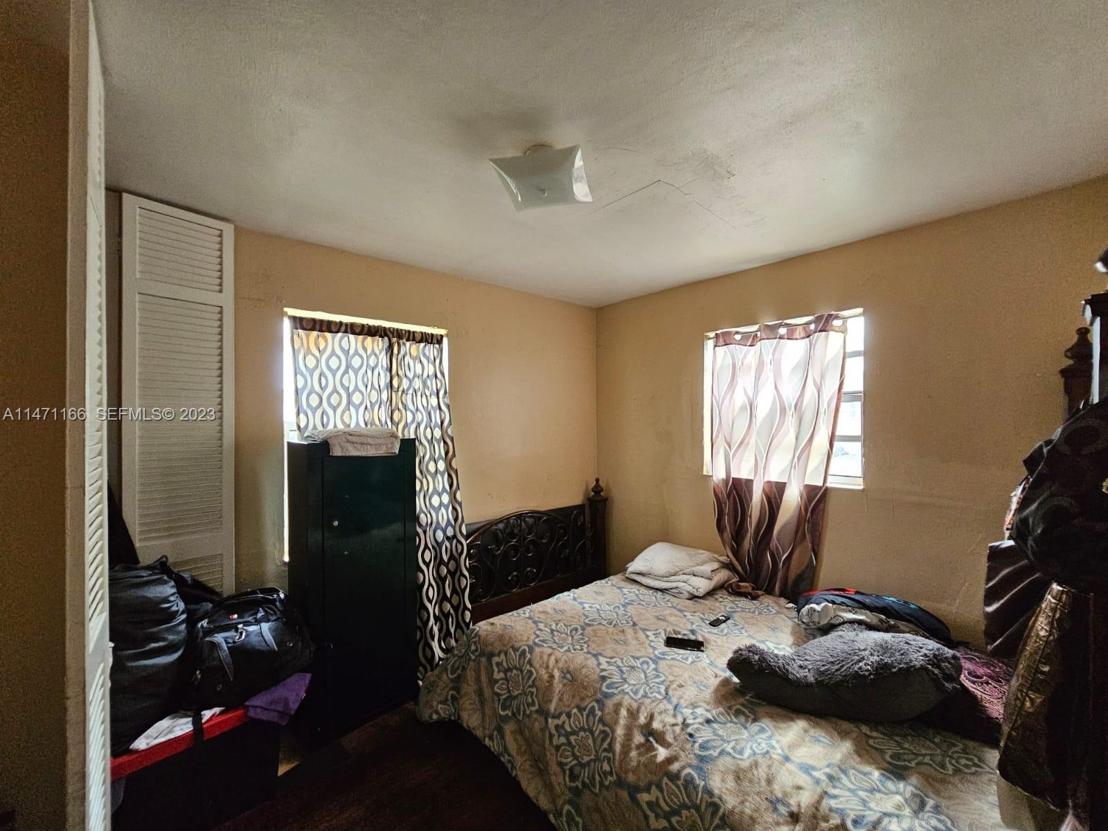 1817 Nw 25th Avenue Property Photo 12