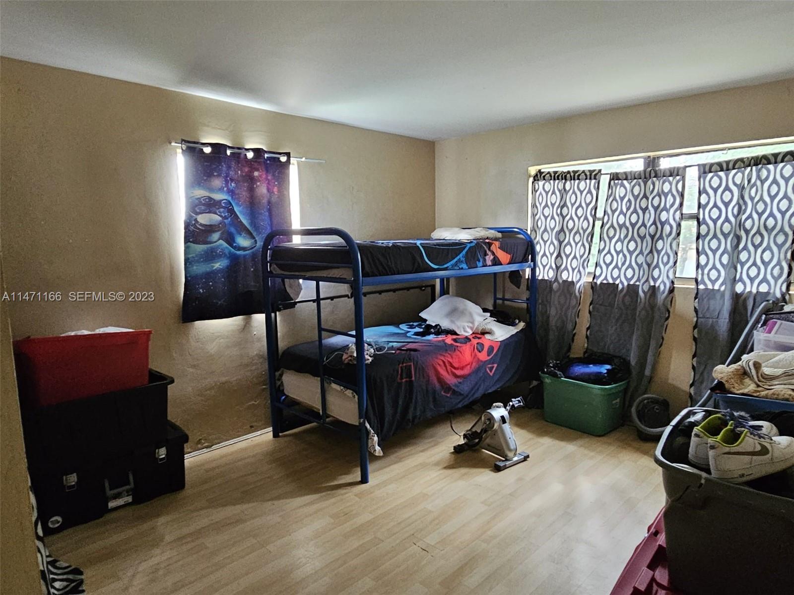 1817 Nw 25th Avenue Property Photo 15